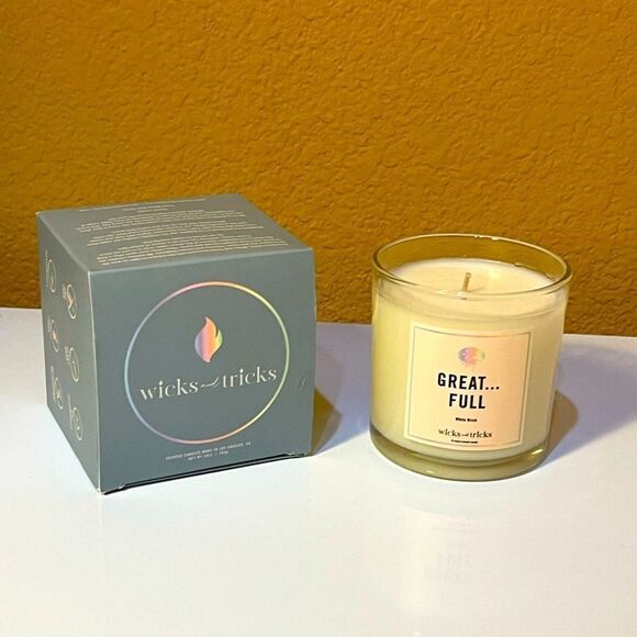 Wicks & tricks Great…full Scented Soy Candle in 10 oz Glass w/ Box Eco-friendly - Picture 1 of 7